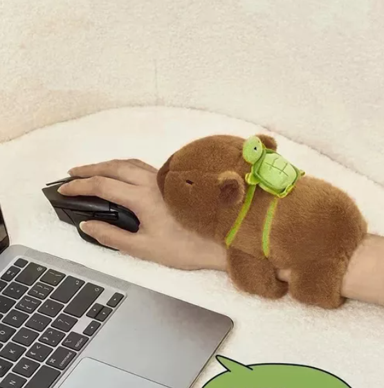 Muñequera peluche capibara