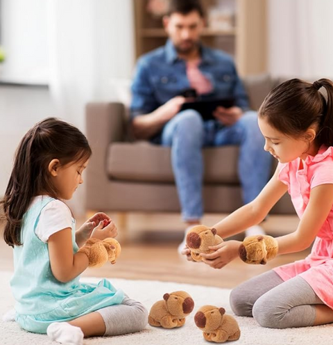 Muñequera peluche capibara